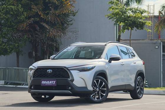 TOYOTA COROLLA CROSS 1.8 VVT-I HYBRID FLEX XRX CVT